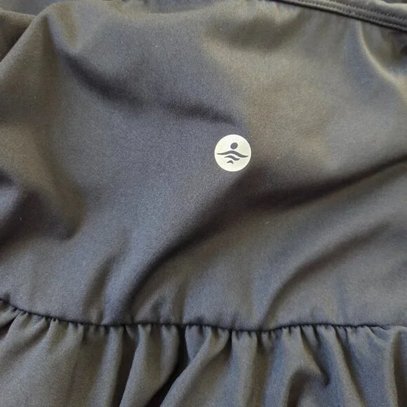 Dress. - Picture 5 of 8